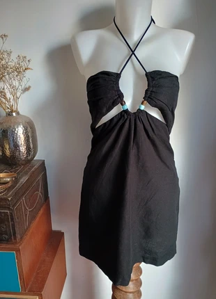 Robe noire en lin et coton Zara dos nu bustier ouverte à la poitrine à perle, marque: Zara, état: Très bon état, taille: S / 36 / 8, 12,00 €, 13,30 € Protection acheteurs (Pro) incluse