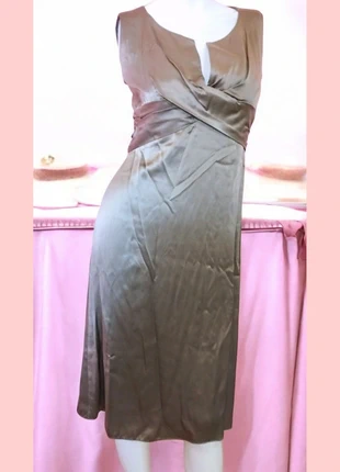 Robe en satin de soie grise argenté André Manoukian, brand: Manoukian, condition: Very good, size: M / 38 / 10, €15.00, €16.45 includes Buyer Protection