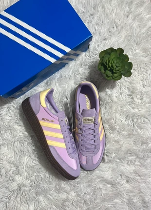 Adidas Handball Spezial Cream White Green t40, marca: adidas, estado: Novo com etiquetas, tamanho: 40, €89.50, €94.68 inclui Proteção do Comprador Pro