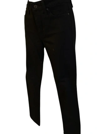 pantalon, merk: Levi's, staat: Heel goed, maat: M / 38 / 10, € 18,00, € 19,60 inclusief Kopersbescherming