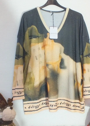 Pull leger scintillant Taille unique du 44 au 52, marque: Unique, état: Très bon état, taille: 5XL / 50 / 22, 25,00 €, 26,95 € Protection acheteurs (Pro) incluse