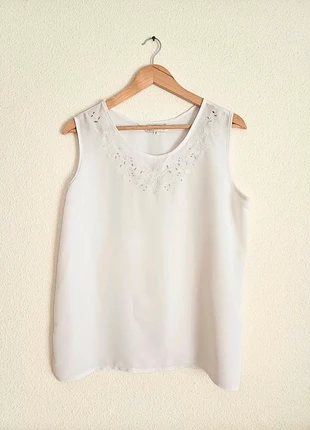 debardeur dentelle broderie romantique vintage style coquette, brand: Top Vintage, condition: Good, size: L / 40 / 12, €8.00, €9.10 includes Buyer Protection