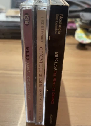 Lotto 3 cd Miles Davis ( 1 doppio ), état: Très bon état, 13,00 €, 14,35 € Protection acheteurs incluse