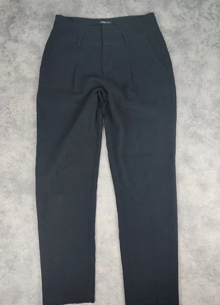 Pantalon élégant noir femme (S), marke: Cache Cache, zustand: Gut, größe: S / 36 / 8, 2,00 €, 2,80 € inklusive Vinted-Käuferschutz