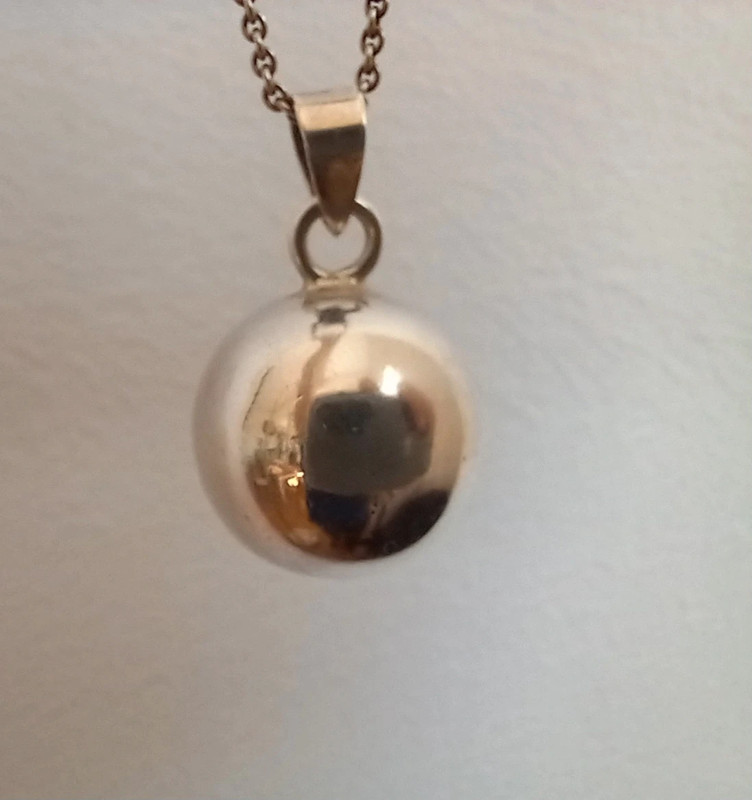 Pendentif boule en argent