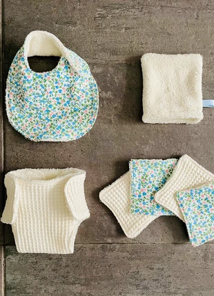 Kit accessoires soin des poupées (36cm), marque: Cousu Main, état: Neuf sans étiquette, taille: 3 ans / 98 cm, 9,00 €, 10,15 € Protection acheteurs incluse