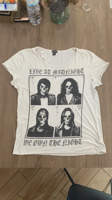 Divided h&m t sales shirt