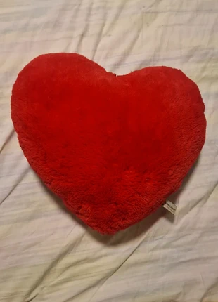 Cuscino cuore nuovo con etichetta 40 cm Plush & company, marke: Plush & Company, zustand: Neu, größe: 35 x 50 cm, 12,00 €, 13,30 € inklusive Vinted-Käuferschutz