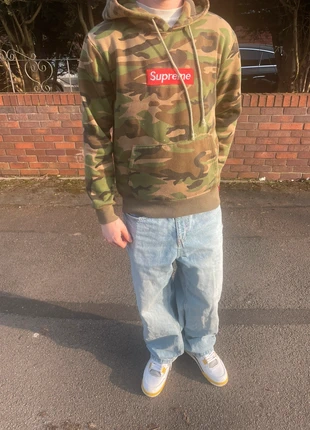 Supreme hoodie, brand: Supreme, condition: Good, size: S, £59.99, £63.69 includes Buyer Protection