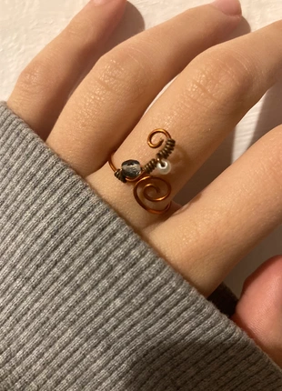 Anello regolabile in rame, brand: Vintage Love, condizioni: Nuovo senza cartellino, taglia: Regolabile, €3.00, €3.85 include la Protezione acquisti