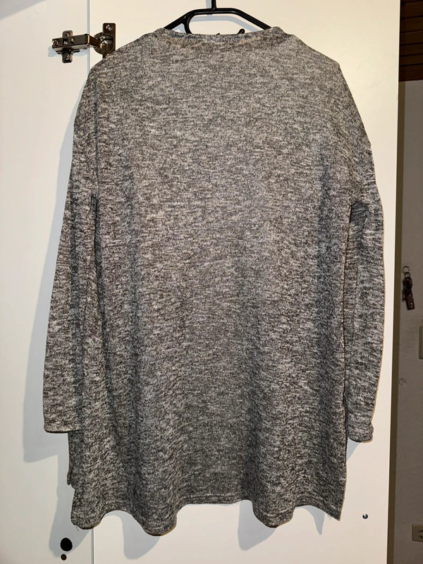 Grauer Cardigan / Graue dünne Jacke 5