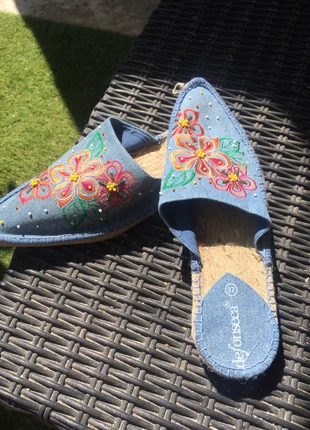 Mules en jeans brodées , marke: Defonseca, zustand: Neu, größe: 37, 10,00 €, 11,20 € inklusive Vinted-Käuferschutz