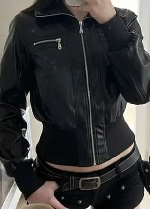 Veste courte noire en simili cuir style biker chic vintage, Taille S, marca: RebelWear, estado: Muy bueno, tamaño: S / 36 / 8, 45,90 €, 48,90 € Protección al comprador Pro incluida