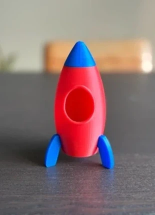 Rood/blauwe raket Vulvorm, marque: Flint&Fonkel, état: Très bon état, taille: 3 ans / 98 cm, 4,95 €, 5,90 € Protection acheteurs (Pro) incluse