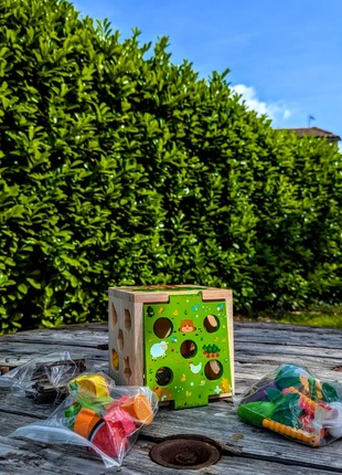 🧠 Cube d’activité 5 en 1 – Bois Montessori – Motricité – Neuf, staat: Nieuw met prijskaartje, maat: Universeel, € 29,99, € 32,19 inclusief Kopersbescherming