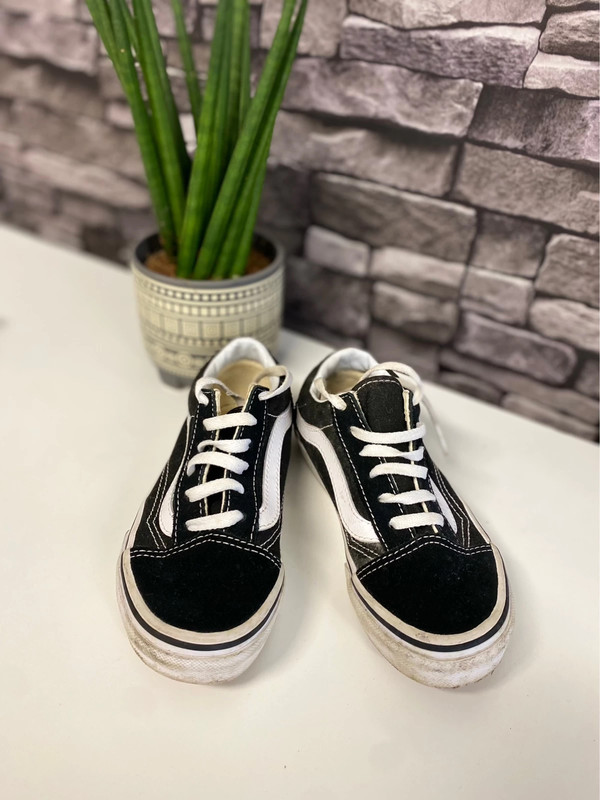 Kids vans 2025 size 12