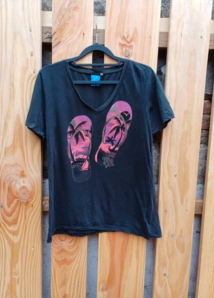 T-shirt logo tong Rip Curl, marque: Rip Curl, état: Bon état, taille: M / 38 / 10, 6,00 €, 7,00 € Protection acheteurs incluse