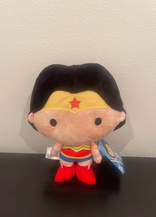 Peluche dc Auchan wonder women neuve étiqueté, brand: DC, condition: New with tags, size: 3 years / 98 cm, €5.00, €5.95 includes Buyer Protection