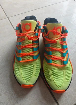 Basket Nike kd18, marque: Nike, état: Neuf sans étiquette, taille: 44,5, 90,00 €, 95,20 € Protection acheteurs incluse