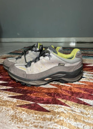 Lowa hiking shoes y2k gore-tex Toro 2 Gtx, marque: Lowa, état: Très bon état, taille: 41, 32,00 €, 34,30 € Protection acheteurs incluse