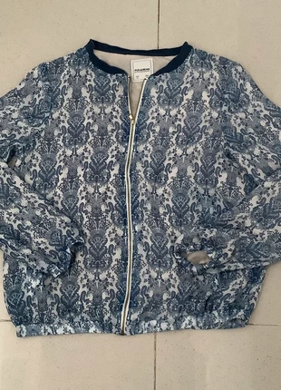 Bomber finita juvenil, marca: Pull & Bear, estado: Muito bom, tamanho: M / 38 / 10, €5.00, €5.95 inclui Proteção do Comprador