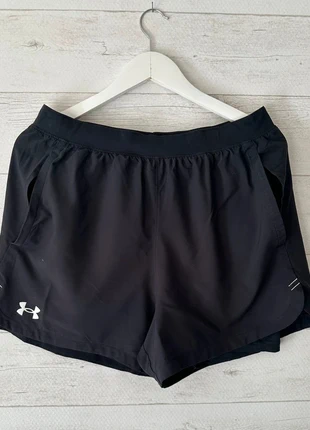 Short de sport Under Armour noir  L, brand: Under Armour, condizioni: Ottime, taglia: L / IT 44 / EU 40, €9.90, €11.10 include la Protezione acquisti