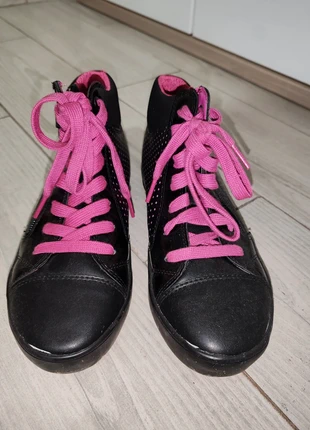 Scarpe stivaletto Geox bambina/ragazza num 36, marque: Geox, état: Très bon état, taille: 36, 10,00 €, 11,20 € Protection acheteurs incluse