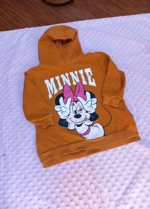 Pull minnie, marque: H&M, état: Bon état, taille: 3 ans / 98 cm, 2,00 €, 2,80 € Protection acheteurs incluse