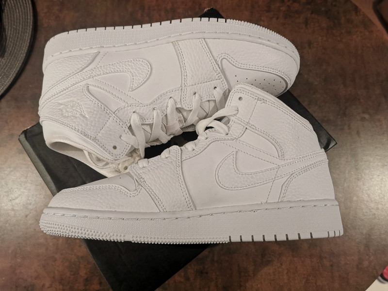Nike Air Jordan 1 mid blanche - Taille 37.5 - Vinted Nike Air Jordan 1 mid blanche - Taille 37.5 - Vinted