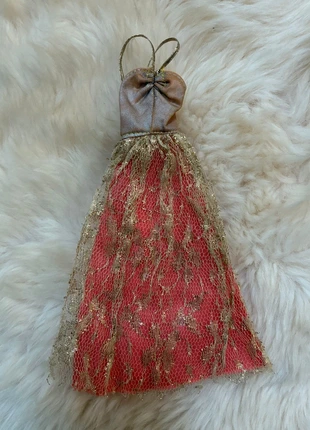 Robe Barbie Partytime, marque: Barbie, état: Très bon état, taille: Taille unique, 18,00 €, 19,60 € Protection acheteurs incluse