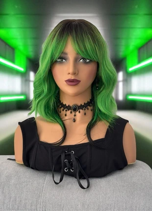 Perruque parruca wig perrücke noire verte néon avec frange, marca: givenza, estado: Nuevo sin etiquetas, 15,00 €, 16,45 € Protección al comprador Pro incluida