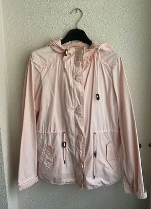 Parka rosa con capucha de Stradivarius, merk: Stradivarius, staat: Heel goed, maat: M / 38 / 10, € 14,00, € 15,40 inclusief Kopersbescherming