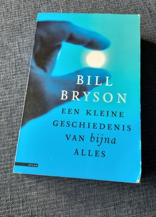 📖 Een kleine geschiedenis van bijna alles - Bill Bryson - moderne klassieker, condizioni: Ottime, €10.00, €11.20 include la Protezione acquisti