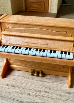 Sylvanian / piano pour enfant, marca: Sylvanian, estado: Muito bom, tamanho: 3 anos / 98 cm, €4.50, €5.43 inclui Proteção do Comprador Pro