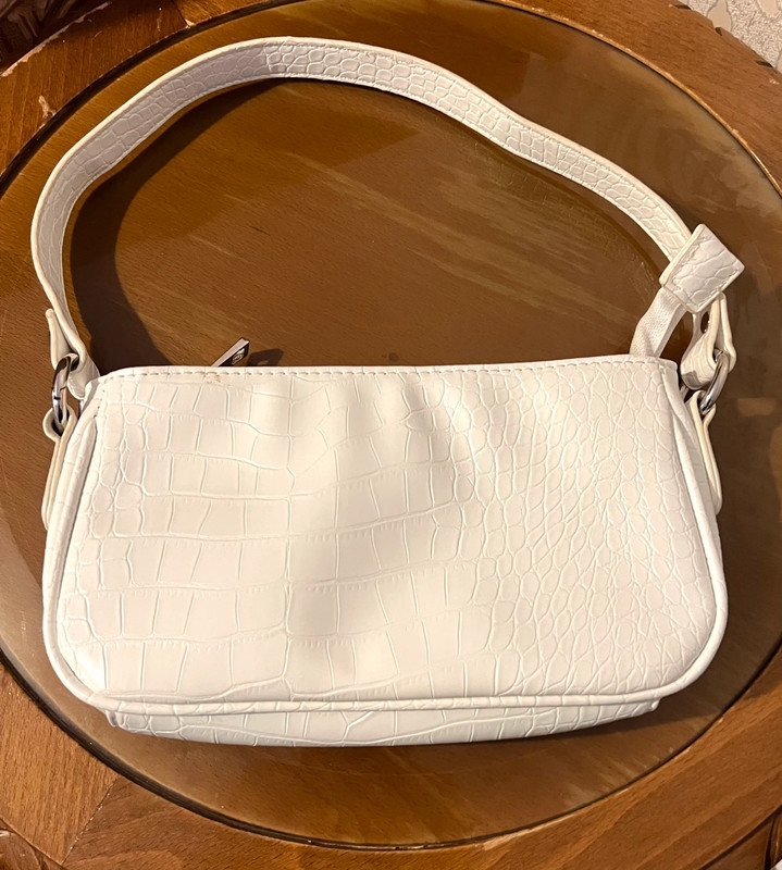 Baguette bag subdued sale