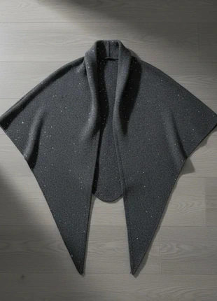 Cape pailletée noire effet laine, marque: LUNA ÉTOILÉE, état: Très bon état, taille: Taille unique, 44,90 €, 47,85 € Protection acheteurs incluse