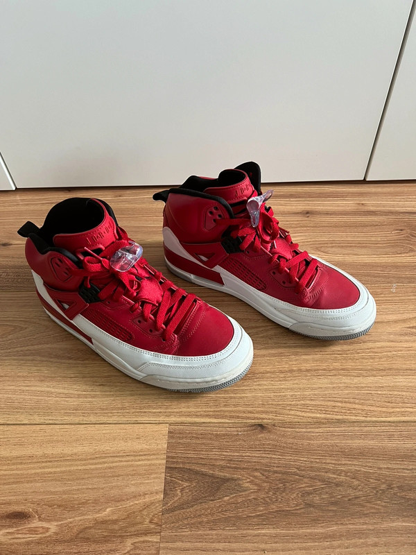 Gym clearance red spizikes