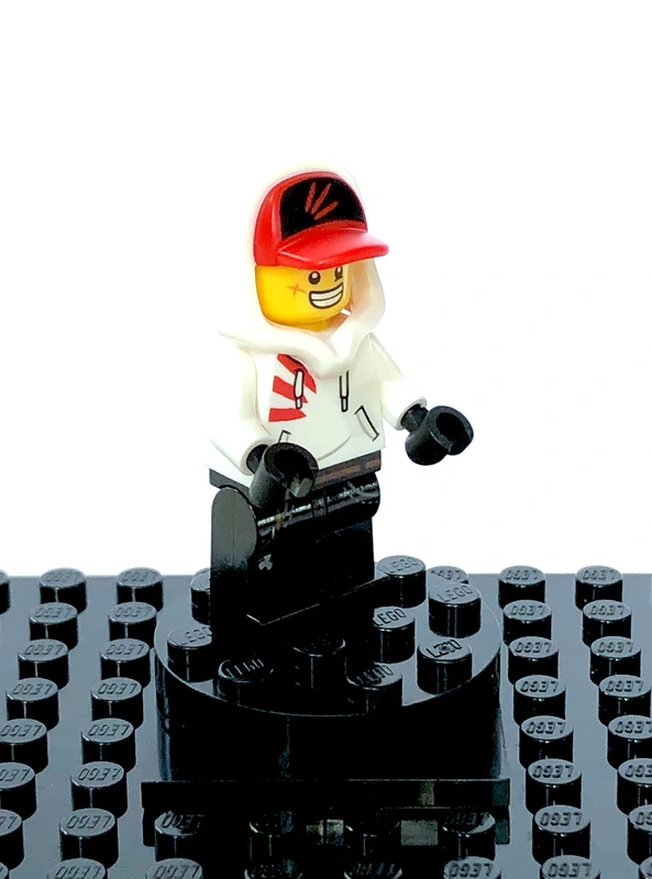LEGO Hidden Side - Jack Davids, large smile/grumpy - photo numéro 4