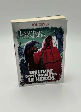 Ldvelh les maitres des ténèbres - Joe Dever - Très bon état, état: Très bon état, 9,00 €, 10,15 € Protection acheteurs incluse