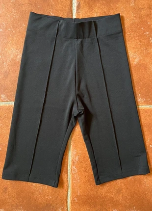 Leggings cortos negros Talla XS, marca: Local, estado: Novo sem etiquetas, tamanho: XS / 34 / 6, €2.00, €2.80 inclui Proteção do Comprador