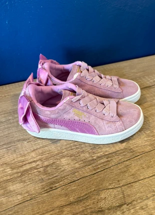 Baskets puma daim fille, marque: Puma, état: Bon état, taille: 28, 5,00 €, 5,95 € Protection acheteurs incluse