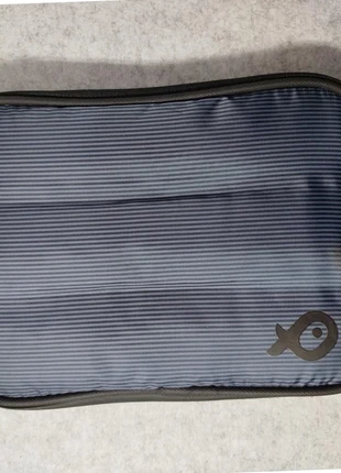 Sacoche tablette POSS 21x15 cm 💻 très bon état, marke: Poss, zustand: Sehr gut, 5,00 €, 5,95 € inklusive Vinted-Käuferschutz