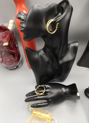 Boucles d’oreilles "Elena" Créoles dorées intemporelles, état: Neuf sans étiquette, 5,00 €, 5,95 € Protection acheteurs (Pro) incluse