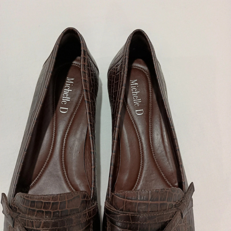 Michelle D Brown Textured Loafers 4