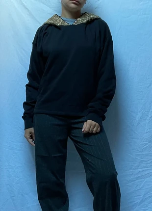 Sweat noir à strass et sequin or The Kooples sport taille 1/36/S en très bon état, marke: The Kooples, zustand: Sehr gut, größe: S / 36 / 8, 40,00 €, 42,70 € inklusive Vinted-Käuferschutz