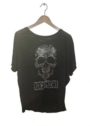 Tee-shirt noir avec tête de mort brillante - Mc Lorene - Taille unique - très bon état, marca: Mc Lorene, estado: Muy bueno, tamaño: Talla única, 4,00 €, 4,90 € Protección al comprador incluida