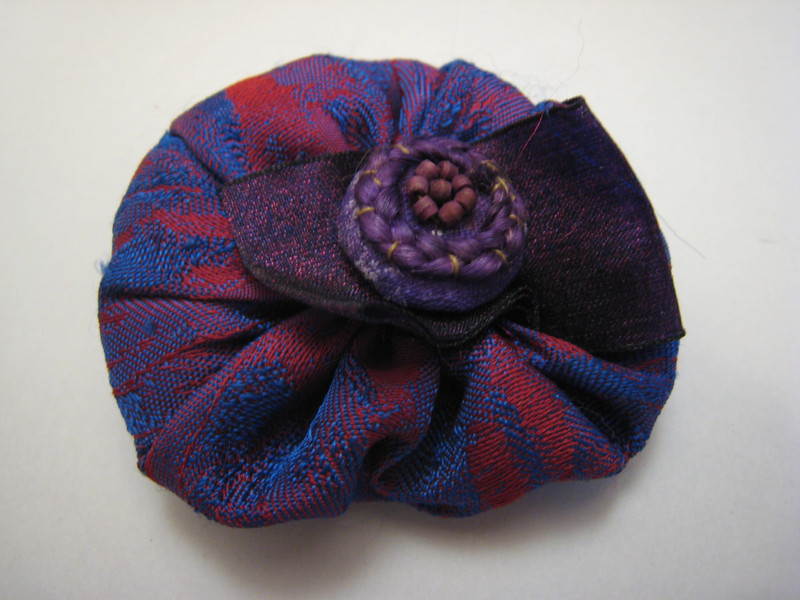 broche fleur en tissu vintage artisanale tbe 1