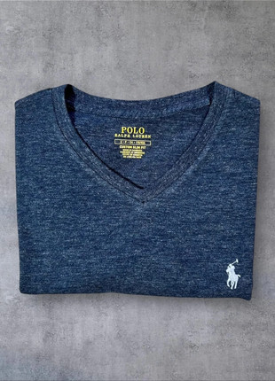 T-shirt col V Ralph Lauren bleu foncé - Taille S, brand: Ralph Lauren, condizioni: Ottime, taglia: S, €15.00, €16.45 include la Protezione acquisti Pro