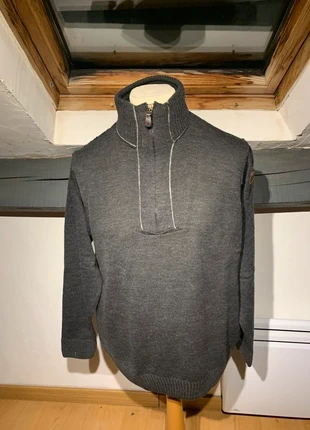 Pull homme L col chaud gris logo montagne, marque: Vintage Dressing, état: Très bon état, taille: L, 20,00 €, 21,70 € Protection acheteurs incluse