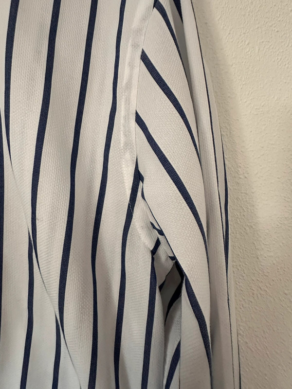 Zara overhemd , size XL , hagel wit met blauw streepje 3